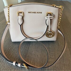 MICHAEL KORS MAXINE SM Messenger Soft Pink Leather Purse $248